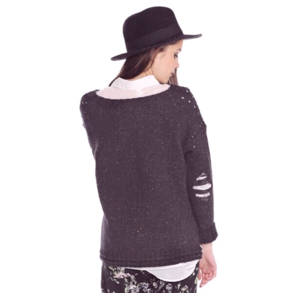 Wildfox After Party wool blend distressed sweater S - Picture 16 of 16